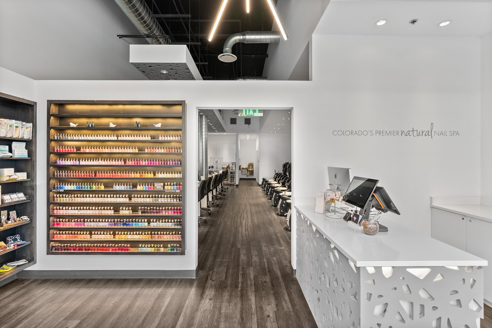 The Nest Nail Spa DTC logo